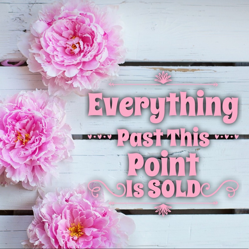 I’m glad you stopped by to view my closet!!